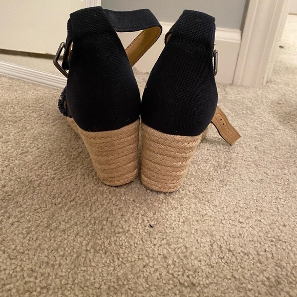 LUCKY Brand Navy Wedges - Picture 8 of 11